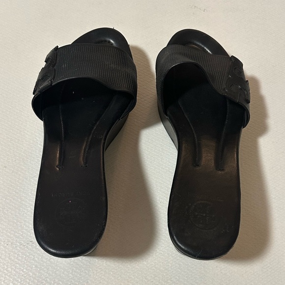 Vintage Tory Burch Lowell/Patti Style Black Wedge Leather Sandals Size 8 VGUC - Picture 3 of 13